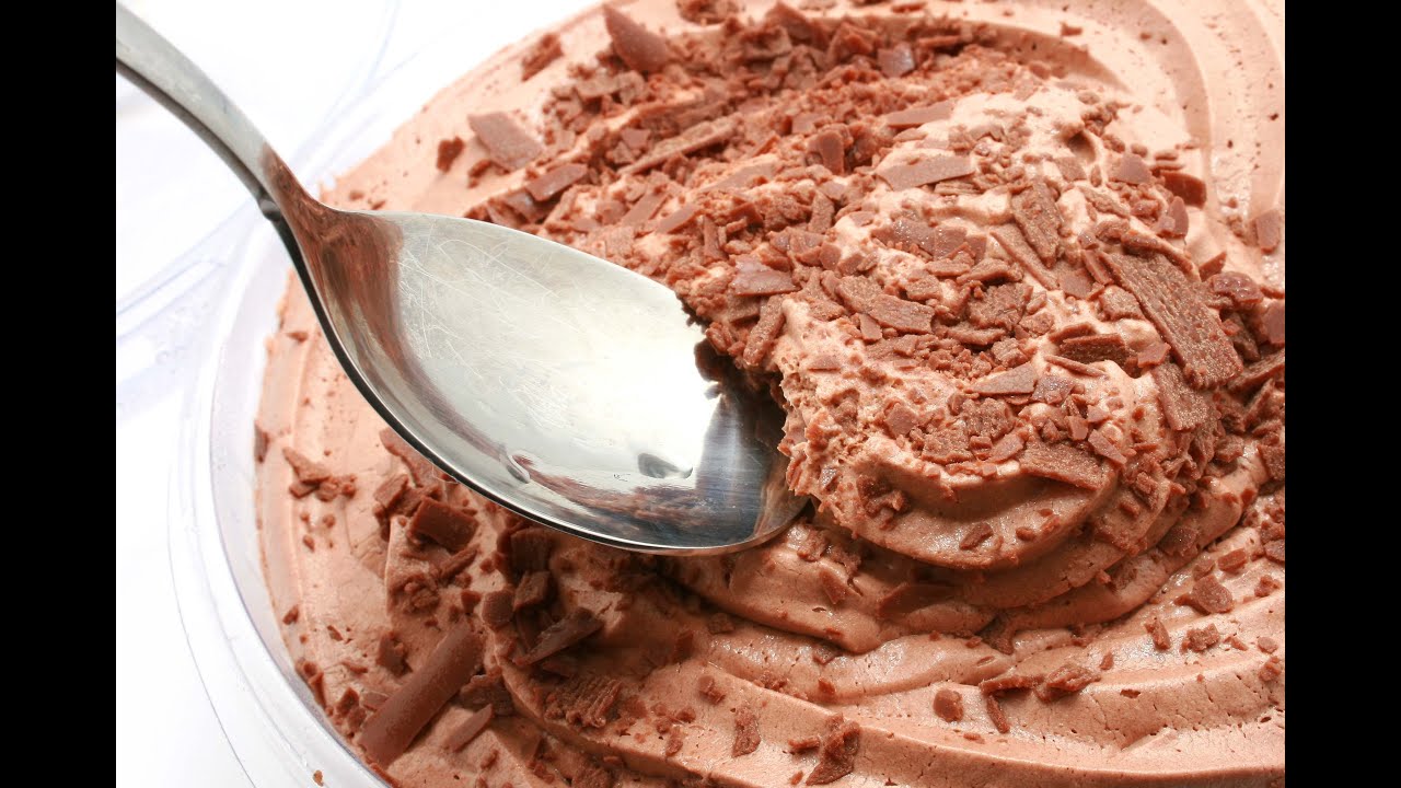 Mousse au chocolat par Alain Ducasse