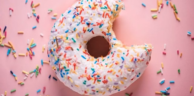 Elle abandonne le sucre par simple curiosité : découvrez les surprenants changements après une semaine